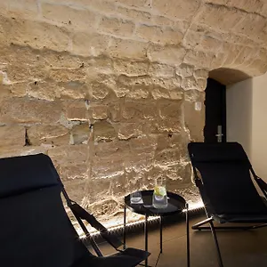 Les Théâtres Hotel
